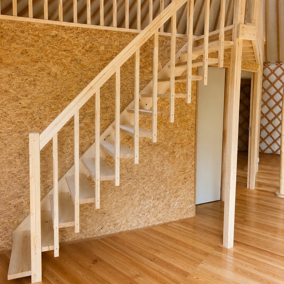 Structure d'escalier en bois sur mesure - Escaliers Léon